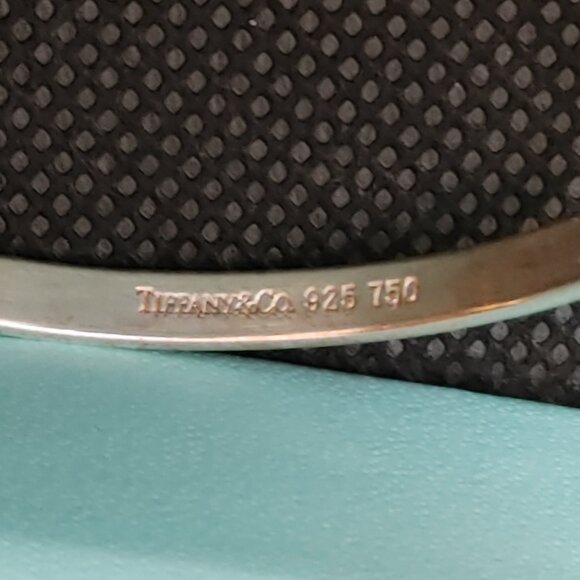 Iconic Tiffany & Company Sterling and 18K gold hook and eye bracelet - Picture 4 of 5